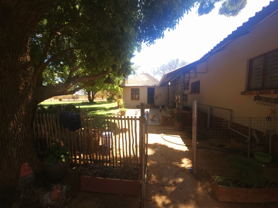 4 Bedroom Property for Sale in Rietfontein A H North West